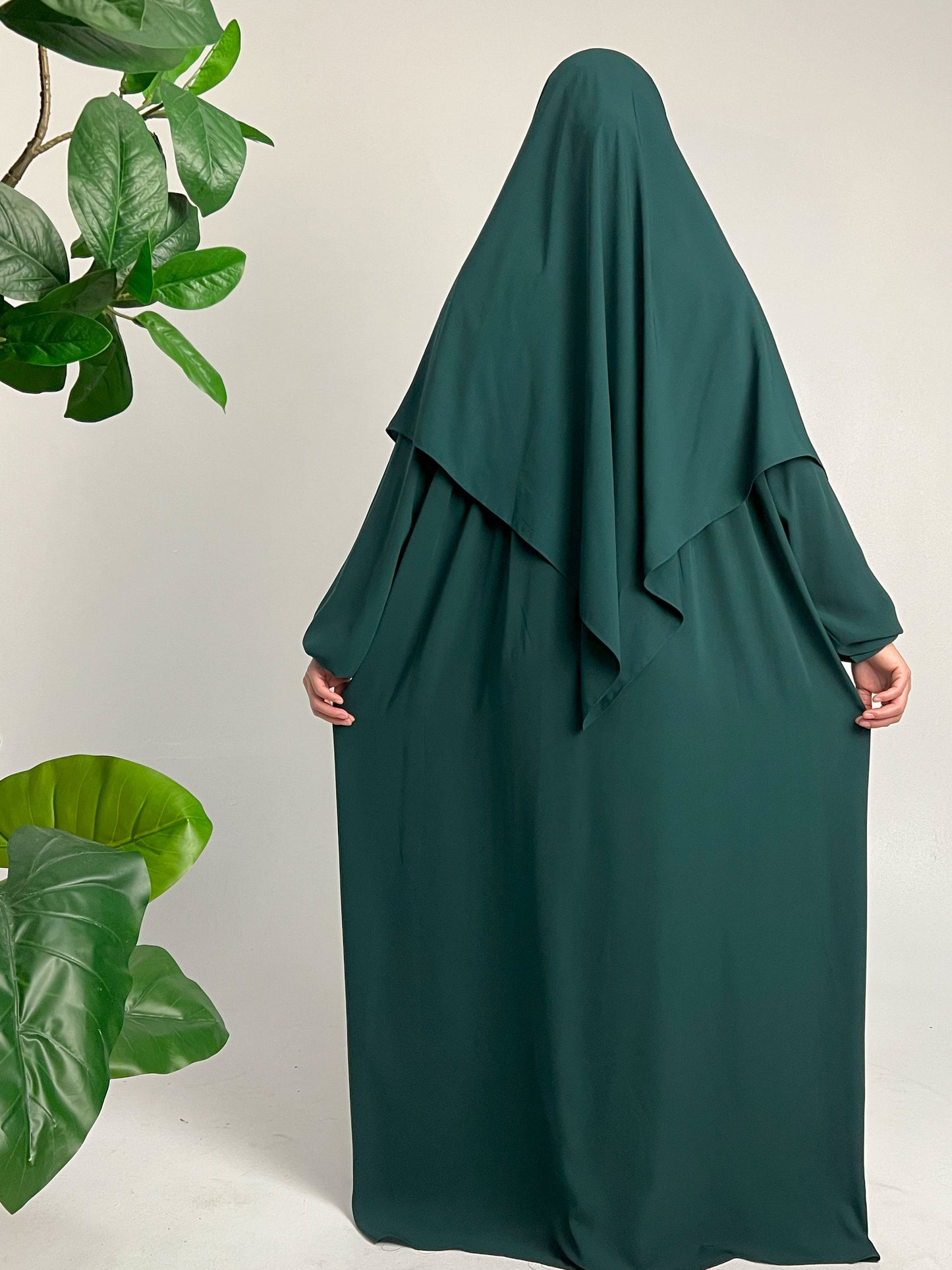 Khimar Tannengrün - elle A cette
